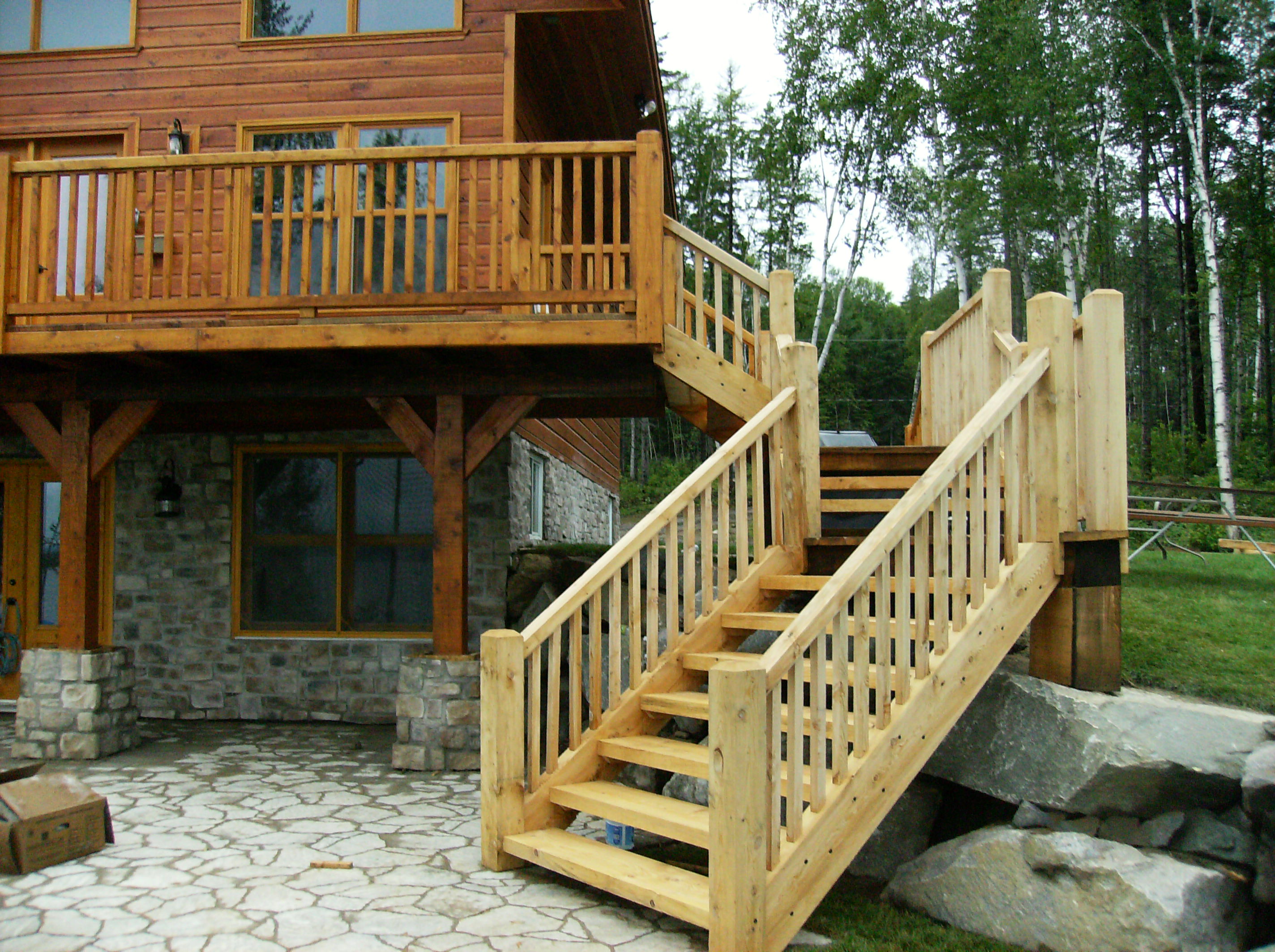 escalier chalet pruche1 escalier chalet pruche1